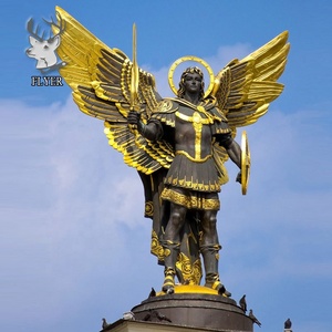 Statue dorée Archange Saint Michel tenant une épée <span class=keywords><strong>et</strong></span> un <span class=keywords><strong>bouclier</strong></span> Statue en bronze pour la décoration extérieure - Product Image 3