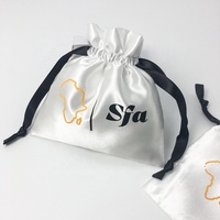 Pochette cadeau en satin avec cordon de serrage, logo imprimé sur mesure Bai Shun, ruban noir, tailles personnalisables, plusieurs couleurs, vente en gros