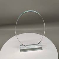 Usine pas cher en gros contenu personnalisé Laser gravure ovale cristal verre trophée prix blanc forme ovale verre trophée