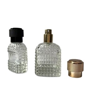 30ml Bump Texture Luxury Perfume <b>Bottle</b> Portable Travel Perfume Subpackage Glass <b>Empty</b> <b>Spray</b> <b>Bottle</b> - Product Image 5