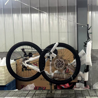 Vélo pour enfants à une vitesse, cadre en acier à haute teneur en carbone, entièrement antichoc, 12/14/16/18 pouces, avec roues d'apprentissage à 4 roues et pneus en mousse