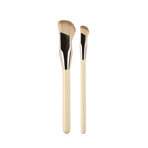 Pinceau Fond de Teint Cangzhou 3,5 cm, poils en nylon, manche en bois, pinceau plat pour correcteur et maquillage - Product Image 4