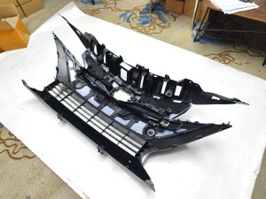 Rejilla de Parachoques Delantero al por Mayor de Fábrica para Toyota <span class=keywords><strong>Prius</strong></span> Prime 2017-2022 <span class=keywords><strong>ZVW52</strong></span> ZVW55 OEM 53101-47052 con Orificio para Sensor de Radar 2019 - Product Image 3