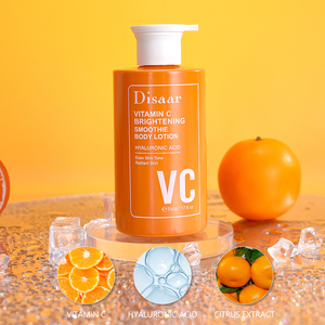 Loción Corporal Blanqueadora con Vitamina C Disaar, Efecto Smoothie, Refrescante, Unifica el Tono de Piel, con Ácido Hialurónico, en Stock - Product Image 3