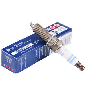 Bougies d'allumage 0242140515 IRIDIUM pour <span class=keywords><strong>BOSCH</strong></span> pour Mercedes-Benz Kia modernes, qualité supérieure d'origine 9004851198 1884608060 1884908072 - Product Image 1