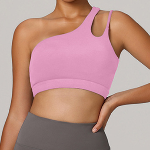Sujetador deportivo de yoga con un solo tirante inclinado, tela suave, diseño cómodo en la espalda y tirantes irregulares para hacer ejercicio. - Product Image 3