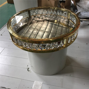 Sự kiện đám cưới bên trang trí bánh bảng với mặt dây chuyền pha lê - Product Image 4