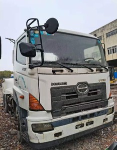 Camion tracteur Hino 700 d'occasion, tête de remorque Hino 700 en état d'occasion - Product Image 2