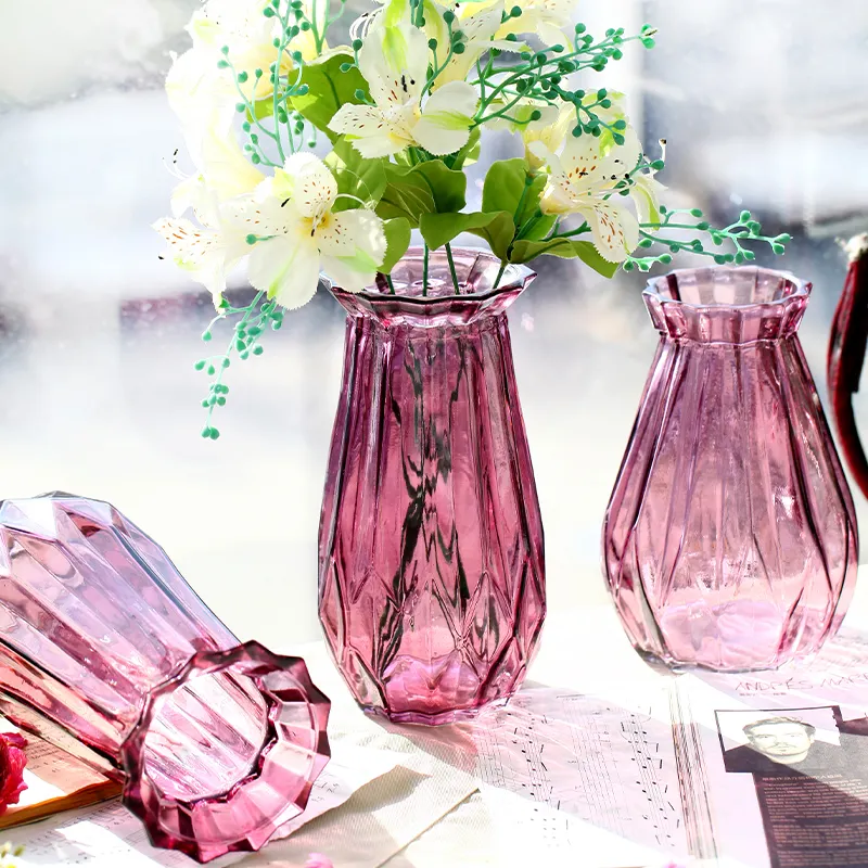 Düşük fiyat renkli çiçek düzenleme cam vazo çiçek vazo ev dekorasyon için ev dekor çiçekleri vazo tencere için