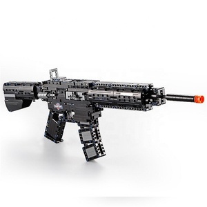 CaDA C81005W blocs de construction <span class=keywords><strong>pistolet</strong></span> modèle série <span class=keywords><strong>Mauser</strong></span> M4A1 fusil d'assaut sous-machine <span class=keywords><strong>pistolet</strong></span> blocs de construction 621 pièces briques jouets cadeau - Product Image 3