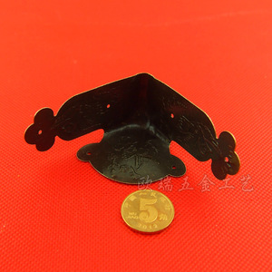 Antique Style <b>Box</b> Corner Protectors 84mm X 60mm X 25mm Carbon Steel Right Angle <b>Floral</b> Bird Design For Furniture - Product Image 4