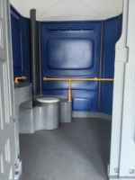 Fauteuil roulant en HDPE Toilette portable handicap porta pot toilettes mobiles pour l'extérieur