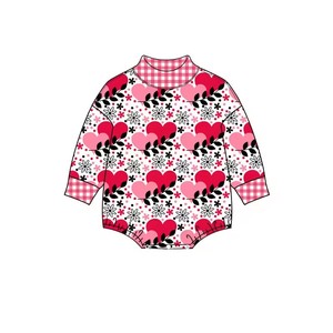 Moderno Mono de Bebé con Estampado de Corazón de San Valentín, Manga Larga y Cuello Alto - Product Image 5