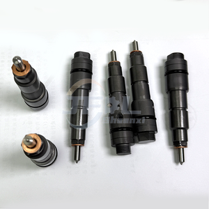 Prix de gros FAW <span class=keywords><strong>J5</strong></span> J6 pièces de moteur <span class=keywords><strong>diesel</strong></span> de camion pour pompes d'<span class=keywords><strong>injection</strong></span> de carburant 112000-M80-1E57BW injecteur de carburant - Product Image 3