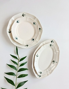 Vẽ tay hình bầu dục Retro tấm gốm Harmony giữa phong cách cổ xưa nuốt Tấm cứu trợ - Product Image 2