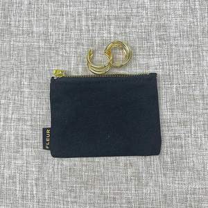 Bolsa de Almacenamiento de Algodón Ecológica de Nuevo Estilo, Bolsa de Maquillaje de Lona 100% Algodón, Bolsa de Lona de Algodón Negra con Cierre - Product Image 1