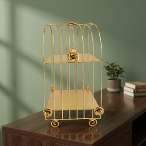 Decoración de Jaula de Pájaro de Metal Dorado con Detalles de Rosas, Decoración de Mesa Estilo Hollywood Glam para Sala de Estar - Product Image 1