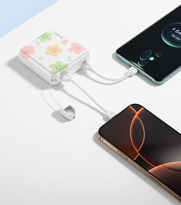 YOOBAO 10000mAh Carga rápida Dibujos animados Mini Power Bank Android <span class=keywords><strong>iPhone</strong></span> Cargador con cable desmontable - Product Image 2