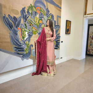 Dupatta ethnique indien pakistanais pour femmes JQ de haute qualité, en cachemire et soie, imprimé à l'écran, pour l'église, le travail, les occasions professionnelles, style moulant et fendu - Product Image 3