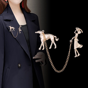 Broche de aleación chapada para mujer con diseño de pino de mascota para amantes de los perros, insignia para abrigo - Product Image 1