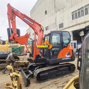 Excavatrice Doosan DX60 d'occasion en parfait état, 6 tonnes, avec moteur Yanmar, capacité de la benne de 1,5 m³, prix d'usine, en stock pour vente rapide - Product Image 4