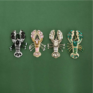 Applique brodée artisanale en perles de verre, motif homard, pour accessoires vestimentaires, Blanc, Noir, Rose, Vert, fabriquée à la main - Product Image 2