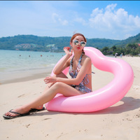 Bouée de bain gonflable en PVC en forme de cœur, flotteur romantique en forme de cœur pour couple, décoration pour fête estivale à la piscine ou à la plage