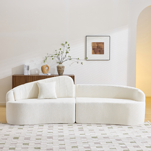 Canapé banquette incurvé contemporain en velours, trois places, sectionnel, compact, avec chaise longue intégrée - Product Image 1