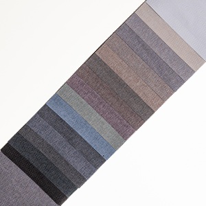 Rideaux occultants modernes à 2 panneaux 100 % occultants en tissu tissé 100 % polyester couleur noire pour chambre et salon YH - Product Image 6