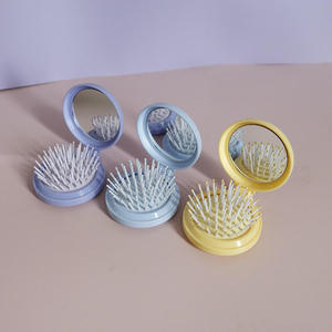 Peine con espejo portátil con cerdas de nailon, cepillo para el cabello de viaje de color azul claro para adultos, diseño bonito, estilo compacto - Product Image 2