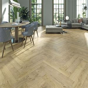 Plancher de planche de vinyle à chevrons en PVC Carreau de vinyle de luxe <span class=keywords><strong>Click</strong></span> <span class=keywords><strong>Plus</strong></span> Revêtement de sol stratifié à chevrons Revêtement de sol en planche stratifié antidérapant - Product Image 2