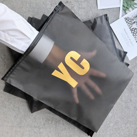 Sacs refermables en PE noir givré avec logo personnalisé, fermeture éclair, pochettes en plastique refermables, 200 pièces, recyclables pour l'emballage des vêtements