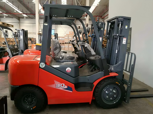 Montacargas Eléctrico CPCD30 de 3 Toneladas de Primera Marca para una Manipulación Eficiente de Materiales, Resistencia y Confiabilidad para el Trabajo - Product Image 2