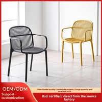 Fauteuil d'extérieur moderne, chaise en plastique imperméable et résistante aux UV, dossier empilable, chaise de salle à manger épaissie pour la maison, simple