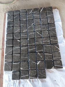 Hangmao 4x4 Tumbled baru Cina hitam dengan putih pembuluh granit Cobble <span class=keywords><strong>Pavers</strong></span> untuk jalan mobil - Product Image 2