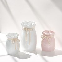 Vase à fleurs en céramique de table en gros d'usine couleur rose et blanche Art déco Design décor à la maison et vase à plantes