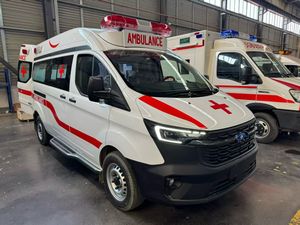 Nuevas camillas de ambulancia para transporte de pacientes a larga distancia para hospitales, servicios de emergencia, tipo de combustible diésel - Product Image 2