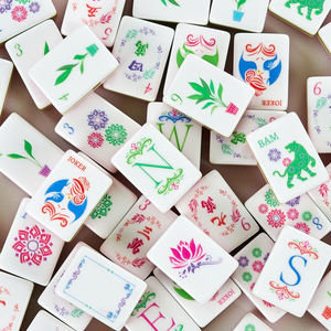 MUZHENG Oh <span class=keywords><strong>My</strong></span> Mahjong Tuiles en acrylique 160 cartes <span class=keywords><strong>Jeu</strong></span> de luxe élégant portable résistant à l'eau pour adultes <span class=keywords><strong>Jeu</strong></span> de casino américain - Product Image 5