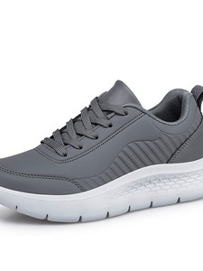 Zapatos de verano transpirables perforados de PU blanco, sin cordones, con paneles laterales elásticos, borde ondulado curvo, suela de plataforma gruesa, para hombre, uso diario. - Product Image 4