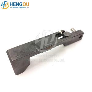 00.540.0974 Pin thẳng <span class=keywords><strong>SM</strong></span> <span class=keywords><strong>74</strong></span> con lăn mực lò xo Khung lò xo 93x25x16mm phụ tùng máy in - Product Image 3