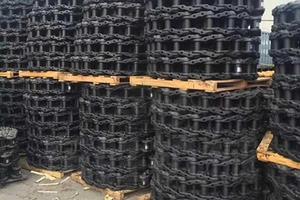 Catena di Trasmissione per Escavatore PC200-<span class=keywords><strong>7</strong></span> PC210-<span class=keywords><strong>7</strong></span> 220-<span class=keywords><strong>7</strong></span> per 45 47 49 Sezioni - Product Image 6