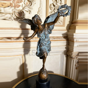 Điêu khắc thiên thần bằng đồng retro theo phong cách Châu Âu dưới dạng nữ thần chiến thắng, một nghệ thuật trang trí và thủ công - Product Image 1