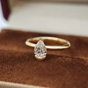 Кольцо UM Jewelry из цельного золота 18 карат с выращенным в лаборатории бриллиантом в оправе Bezel, сертифицировано NGTC, для помолвки, повседневной носки, вечеринок и свадеб - Product Image 3