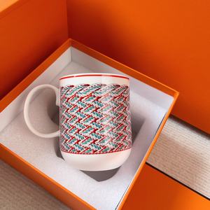 แก้วเซรามิกคุณภาพสูง ดีไซน์หรูหรา น้ำหนักเบา เหมาะสำหรับใช้ในออฟฟิศและที่บ้าน สำหรับดื่มน้ำชายามบ่าย พร้อมกล่องของขวัญลายทอ - Product Image 2