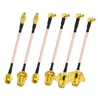 Rechtwinkliges MMCX-Stecker auf 4-Loch-Flansch-Panel-Mount SMA-Buchse Kabelkonfektion RG316 Koaxial-Antennen-Pigtail für LTE/4G/GSM-Module