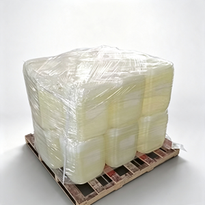 Top Quality Ethyl Oleate Oil CAS 111-62-6 Ethyl Oleate with Safe Delivery - Product Image 5