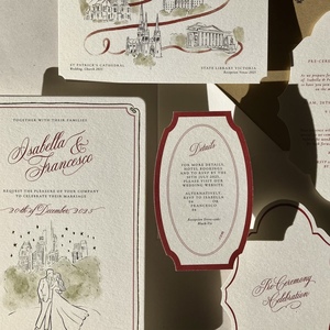Invitación de Boda de Lujo con Impresión en Vainilla, Color Borgoña, con Relieve, Mapa de Boda Ilustrado Personalizado, Impresión en Dorado - Product Image 3