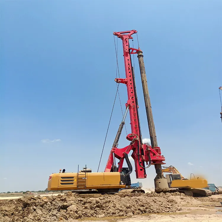 Rig pengeboran putar 56m SR165-C10 51ton dengan mesin impor