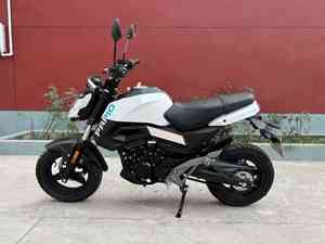 Motocyclettes d'occasion CF Feifei125 MINI Street Car ST(CF125-3) avec moteur 4 temps 125cc Motos à essence - Product Image 2