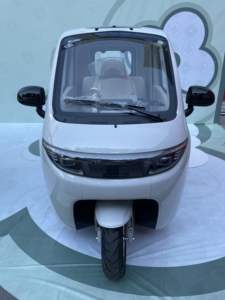 Oferta Especial: Mini Triciclo Scooter de 3 Ruedas, Motor de 72V 3000W, 45km/h, Capacidad de Carga de 225KG, Nueva Energía, Cerrado, para Uso Urbano - Product Image 4